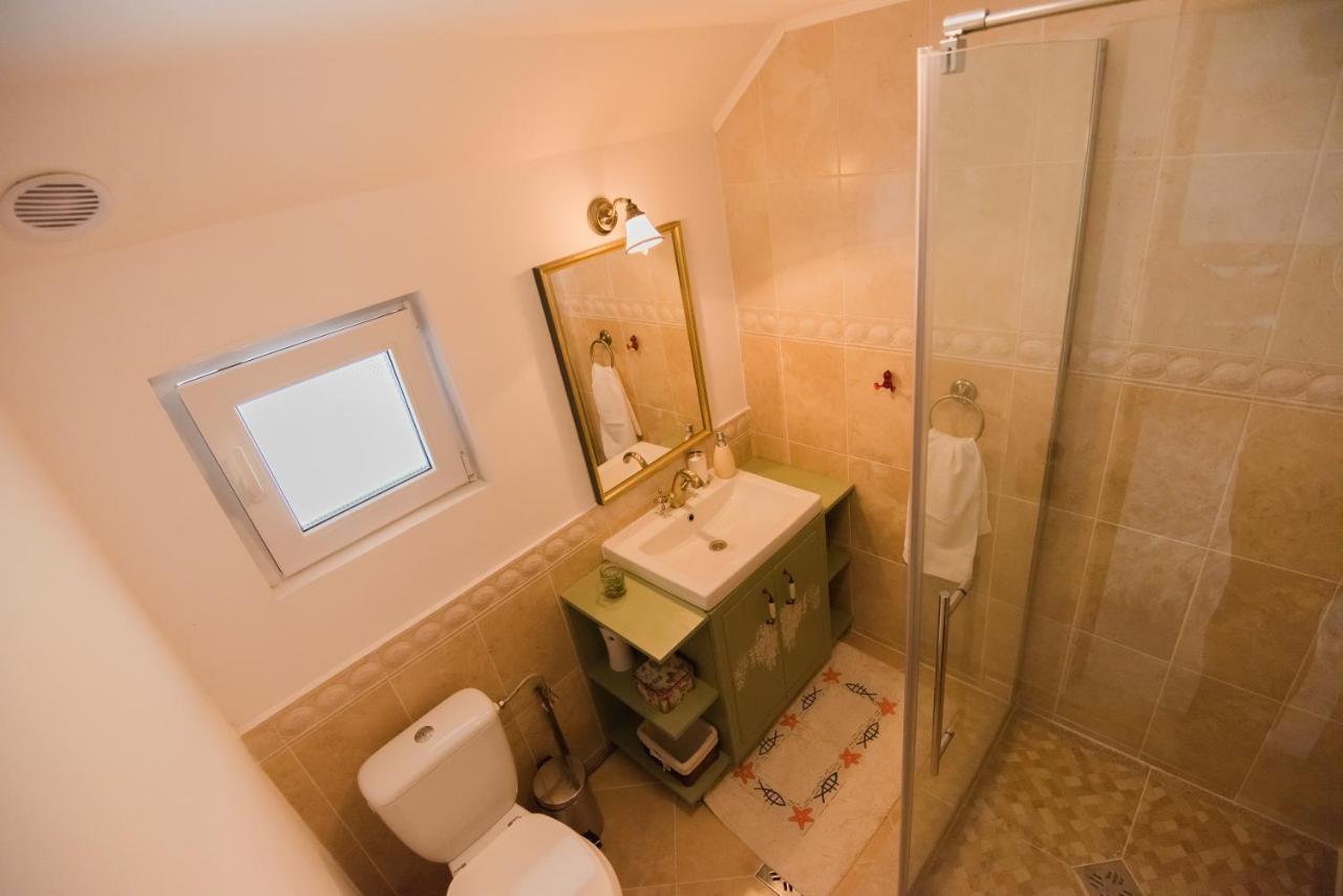 Vila Chic M Hotel โมเอเชอ เด จอส ภายนอก รูปภาพ